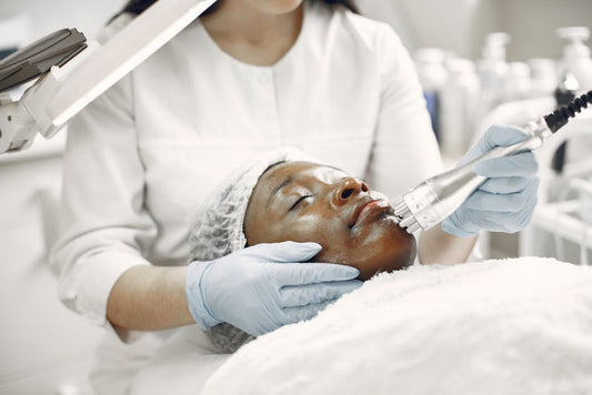 Red Light Therapy for Hair Growth: 6 Devices Derms Love